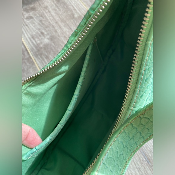 Liz Clairborne vintage green snakeskin structured zippered shoulder purse - Picture 10 of 13